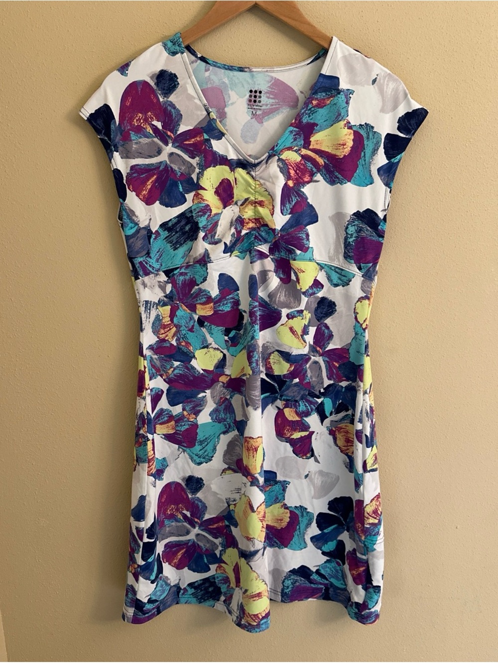 Title Nine Dress Floral Medium Athleisure Preppy Travel Summer Vacation Resort